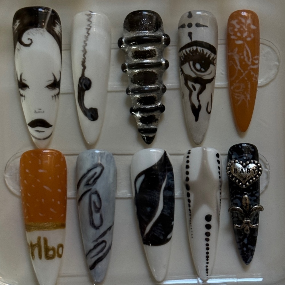 Handmade Black and White Nail Art Set